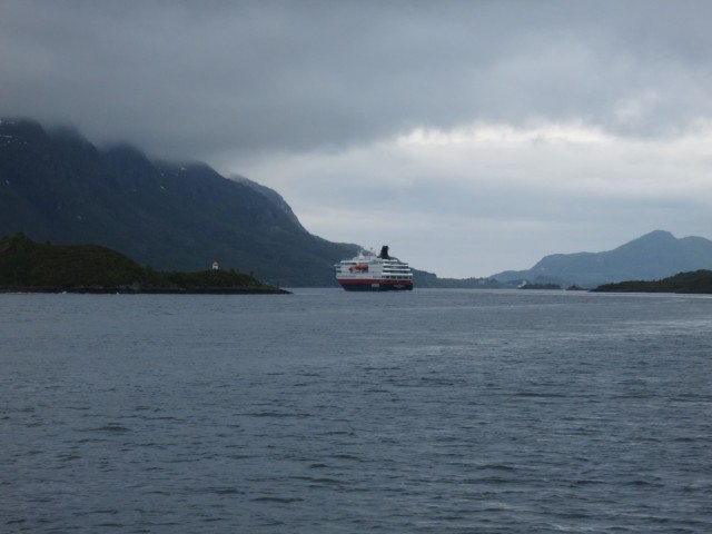 Hurtigruten_2015-06-25_16-33-1
